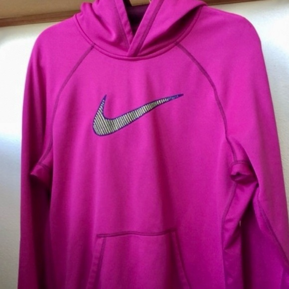 🌿Nike therma-fit pink hooded sweatshirt - Picture 1 of 4
